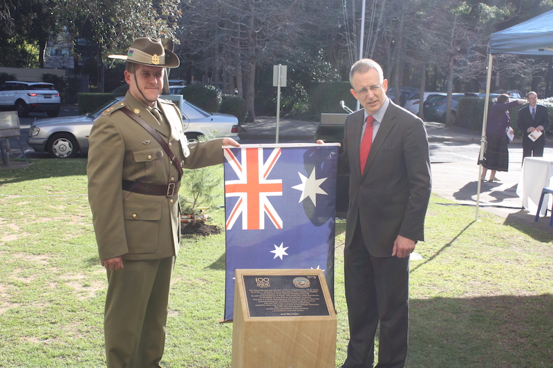 Lt Col James McGann and The Hon Paul Fletcher MP unveiling the Anzac Memorial Cairn at Masada College